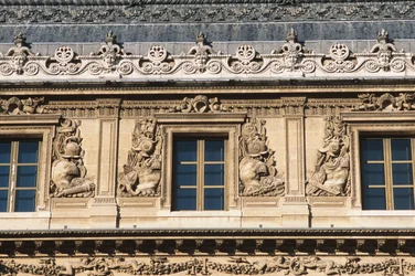 Cour Carree; Lescot vinge, detalj